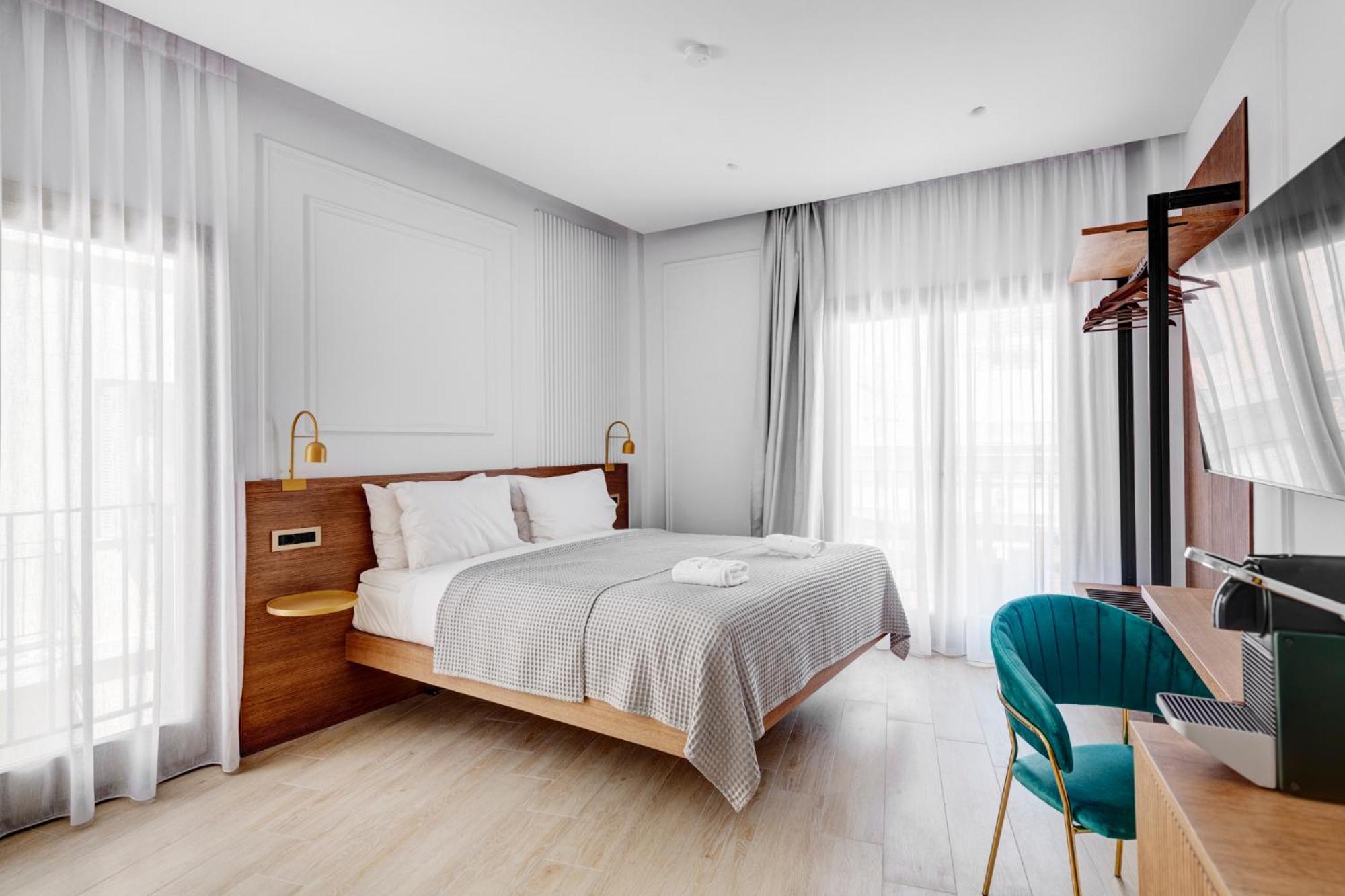 Eclectic Syros Bed & Breakfast Ermoupoli Bagian luar foto