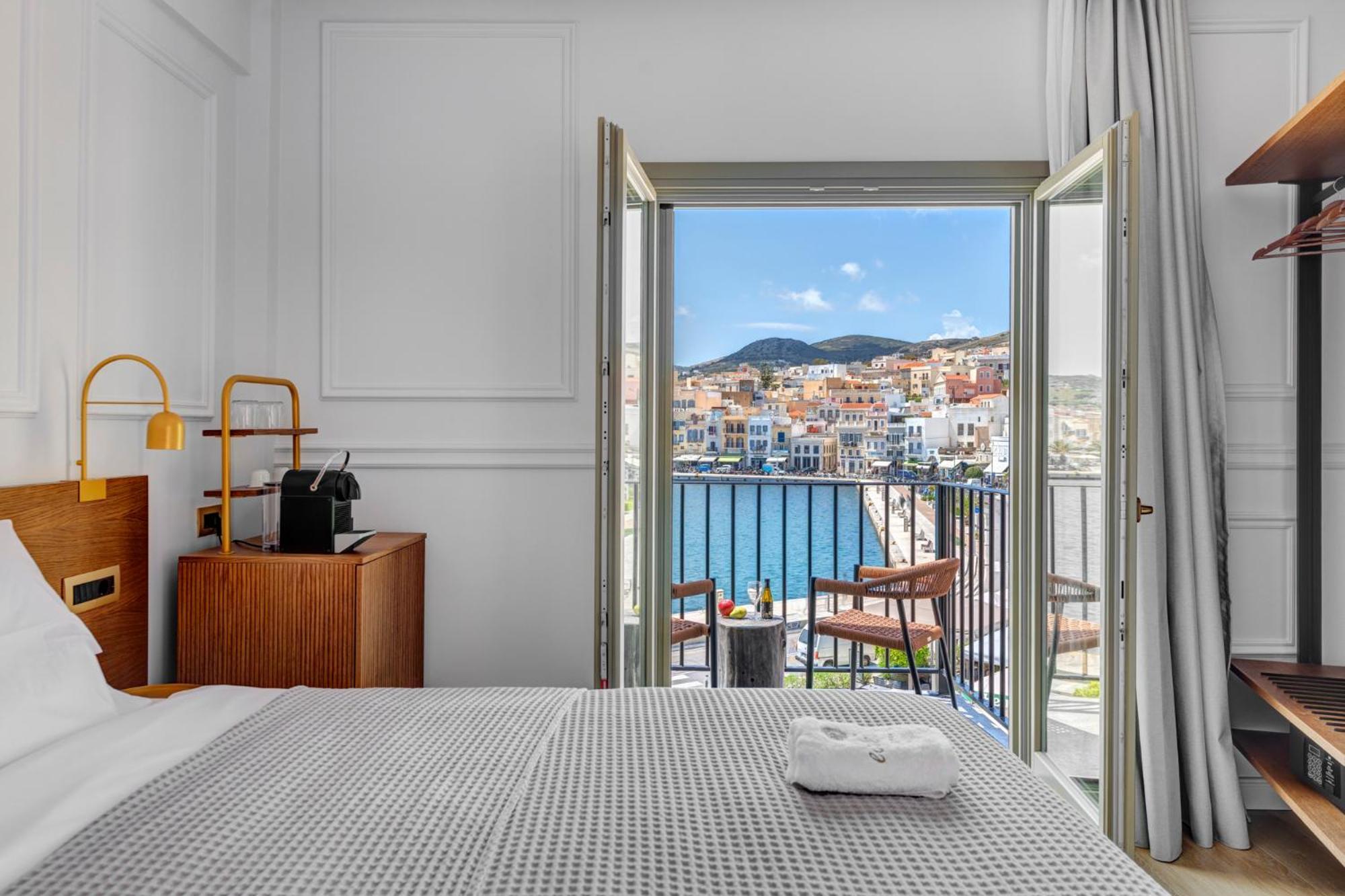 Eclectic Syros Bed & Breakfast Ermoupoli Bagian luar foto