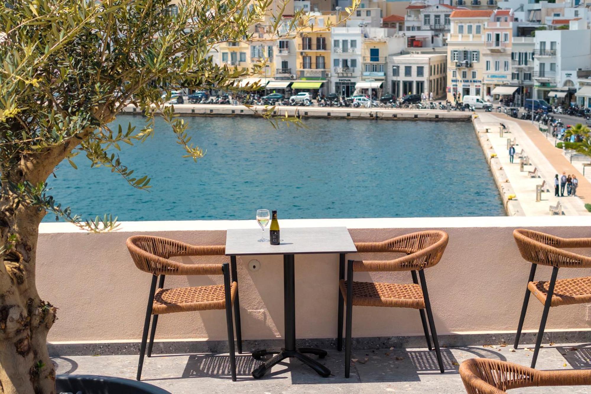 Eclectic Syros Bed & Breakfast Ermoupoli Bagian luar foto