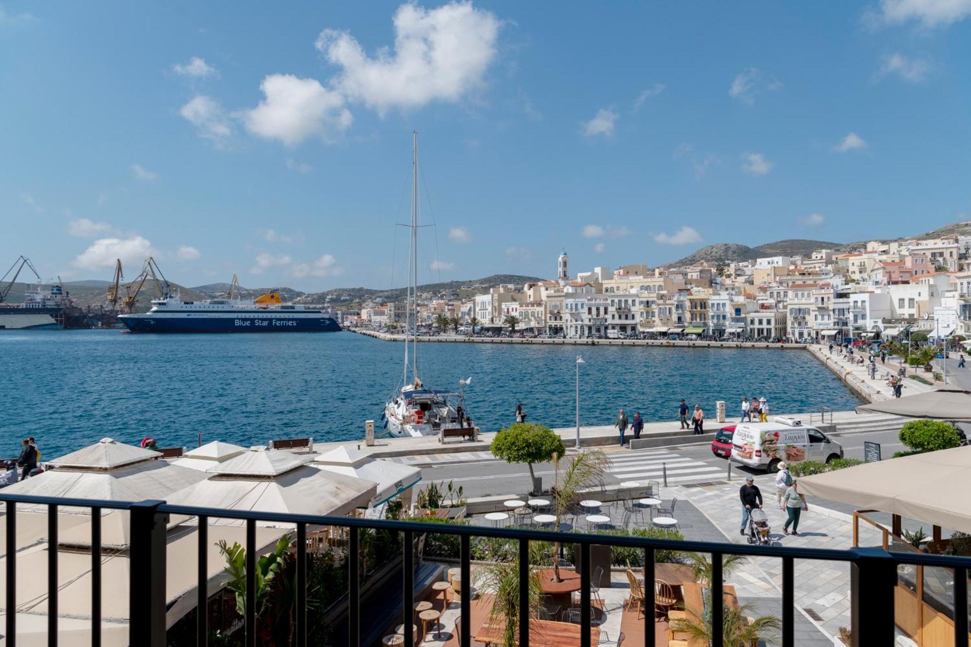 Eclectic Syros Bed & Breakfast Ermoupoli Bagian luar foto
