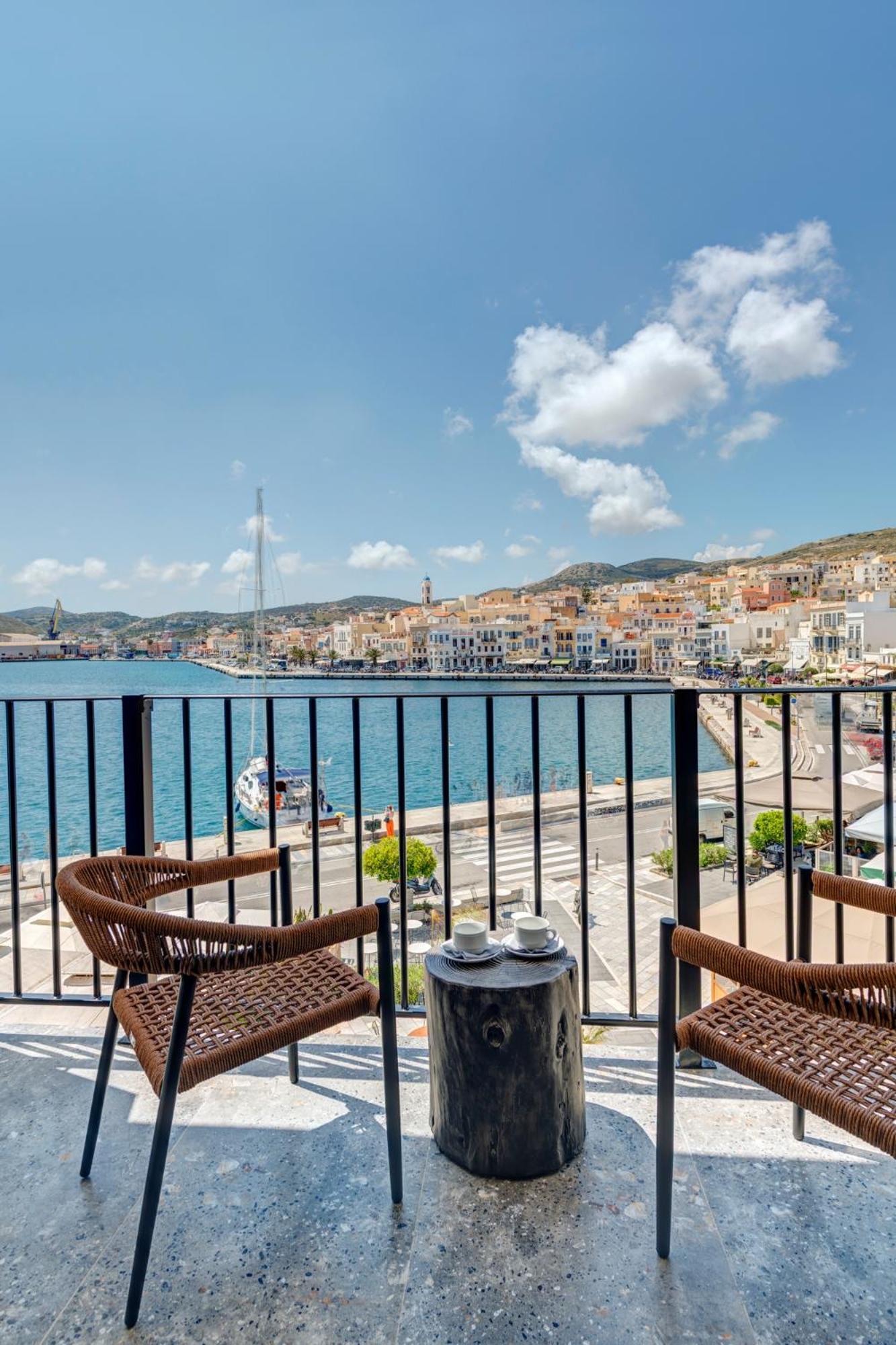 Eclectic Syros Bed & Breakfast Ermoupoli Bagian luar foto