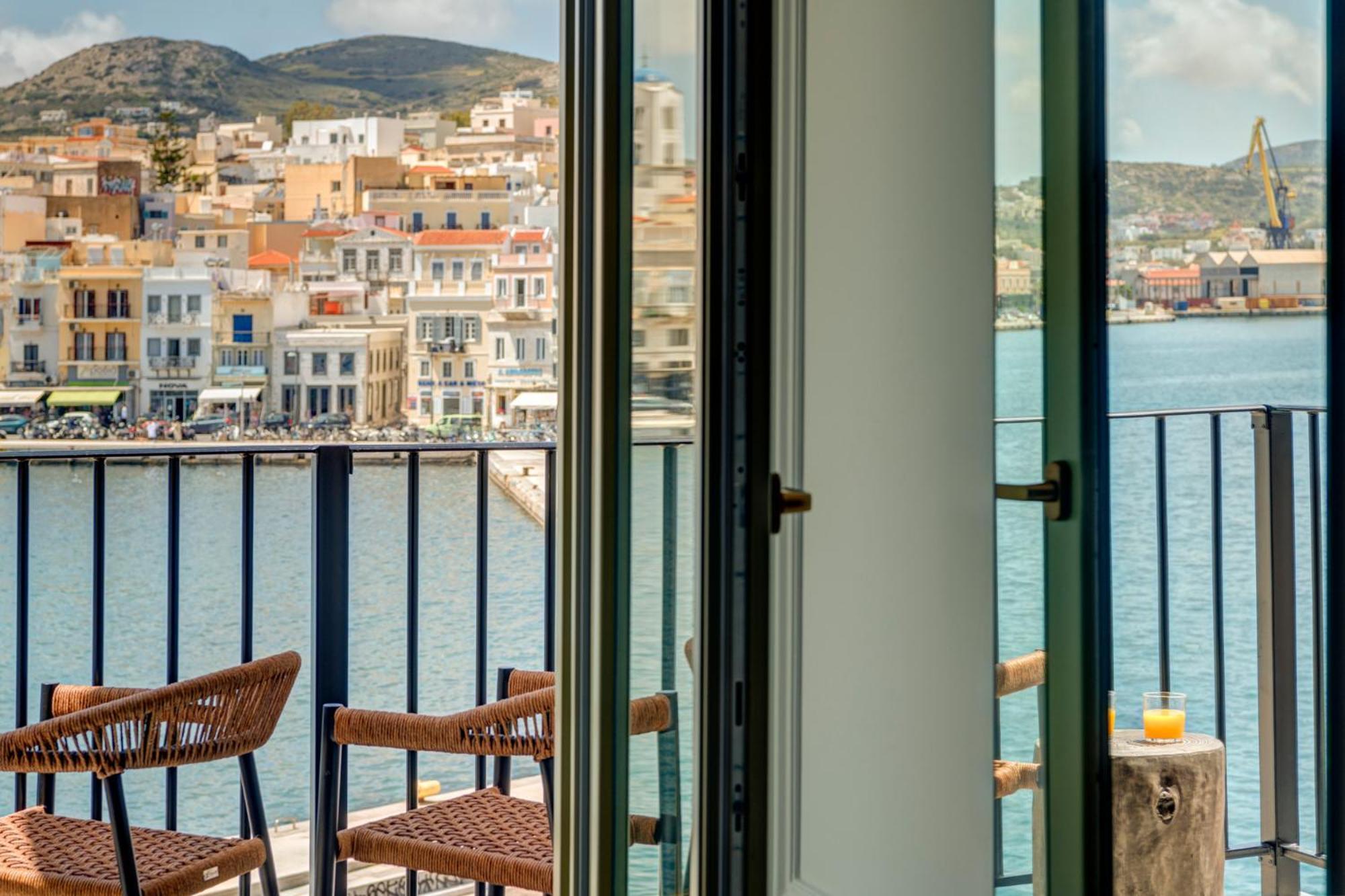 Eclectic Syros Bed & Breakfast Ermoupoli Bagian luar foto