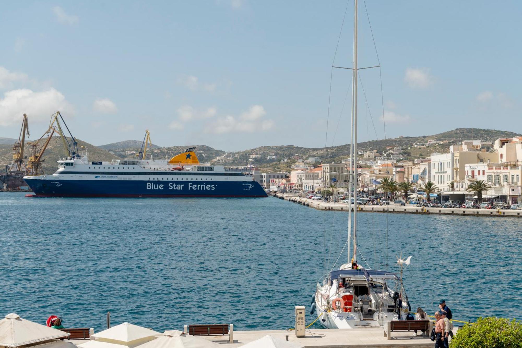 Eclectic Syros Bed & Breakfast Ermoupoli Bagian luar foto