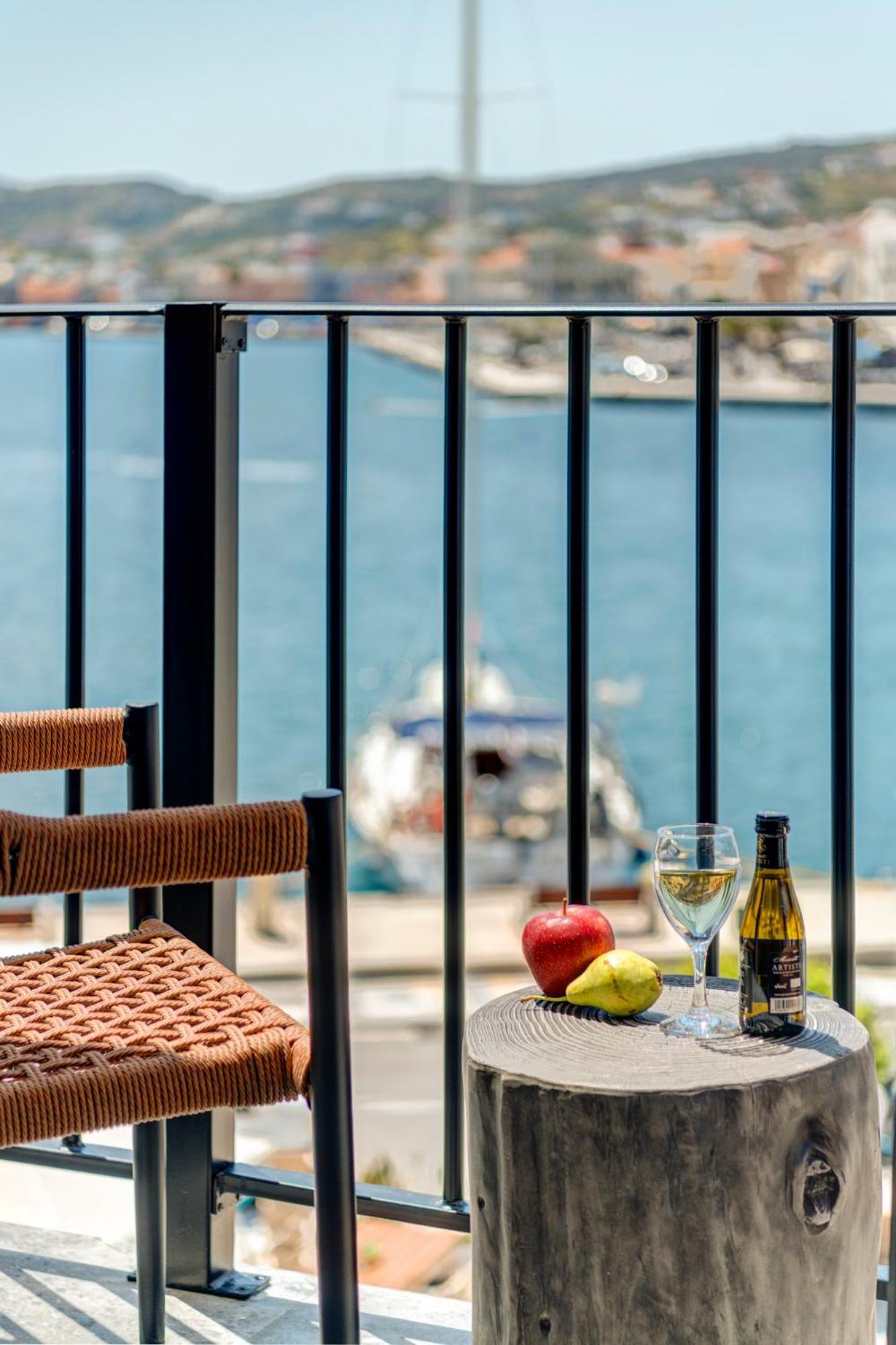Eclectic Syros Bed & Breakfast Ermoupoli Bagian luar foto