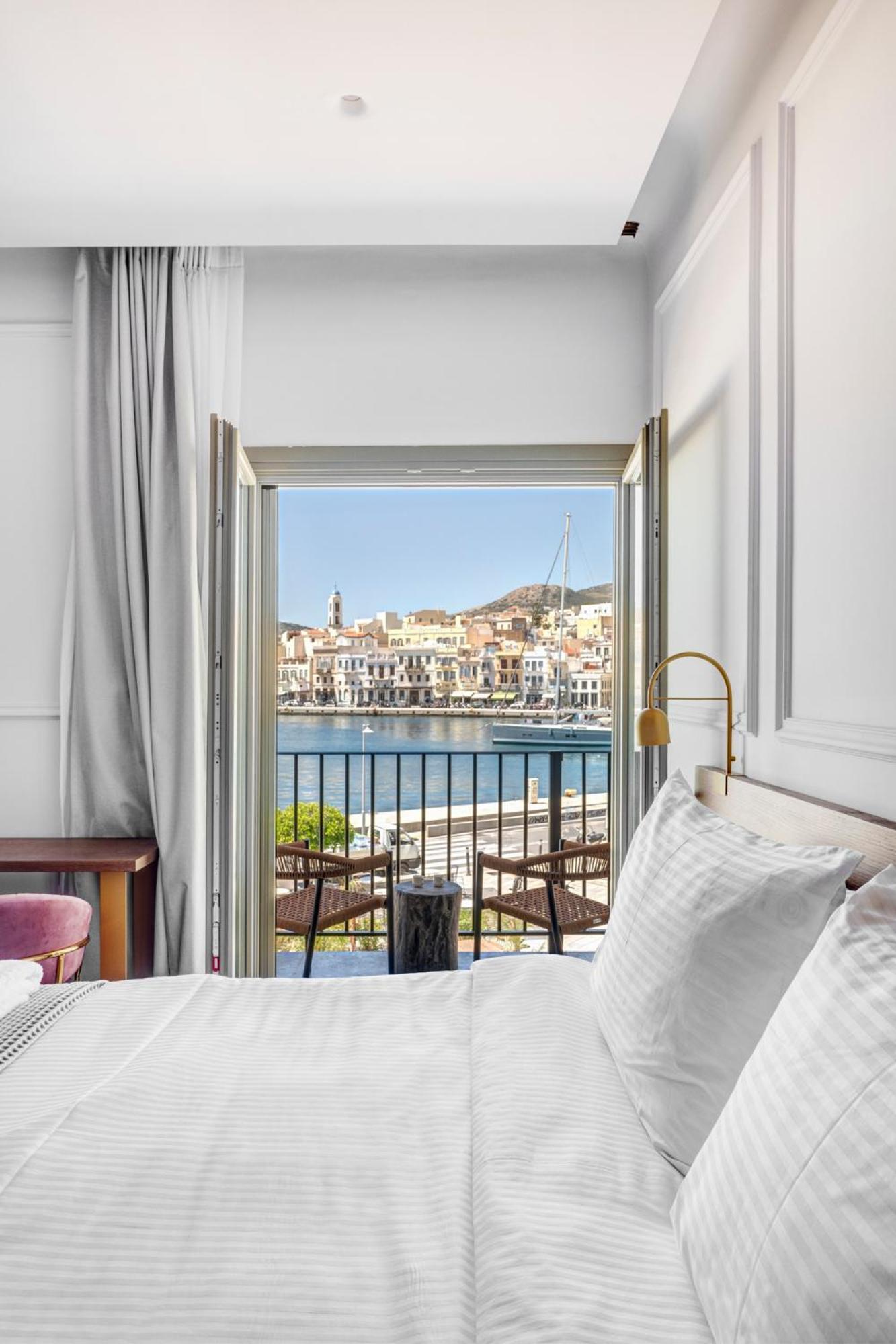 Eclectic Syros Bed & Breakfast Ermoupoli Bagian luar foto
