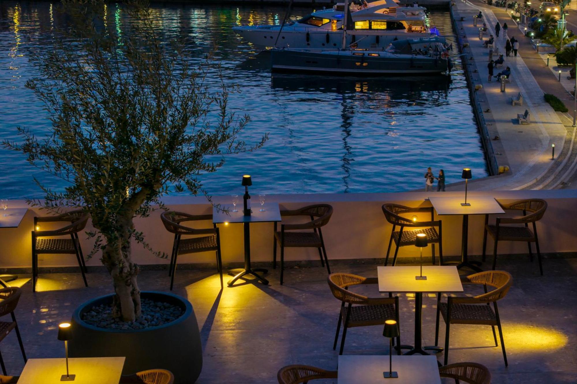 Eclectic Syros Bed & Breakfast Ermoupoli Bagian luar foto