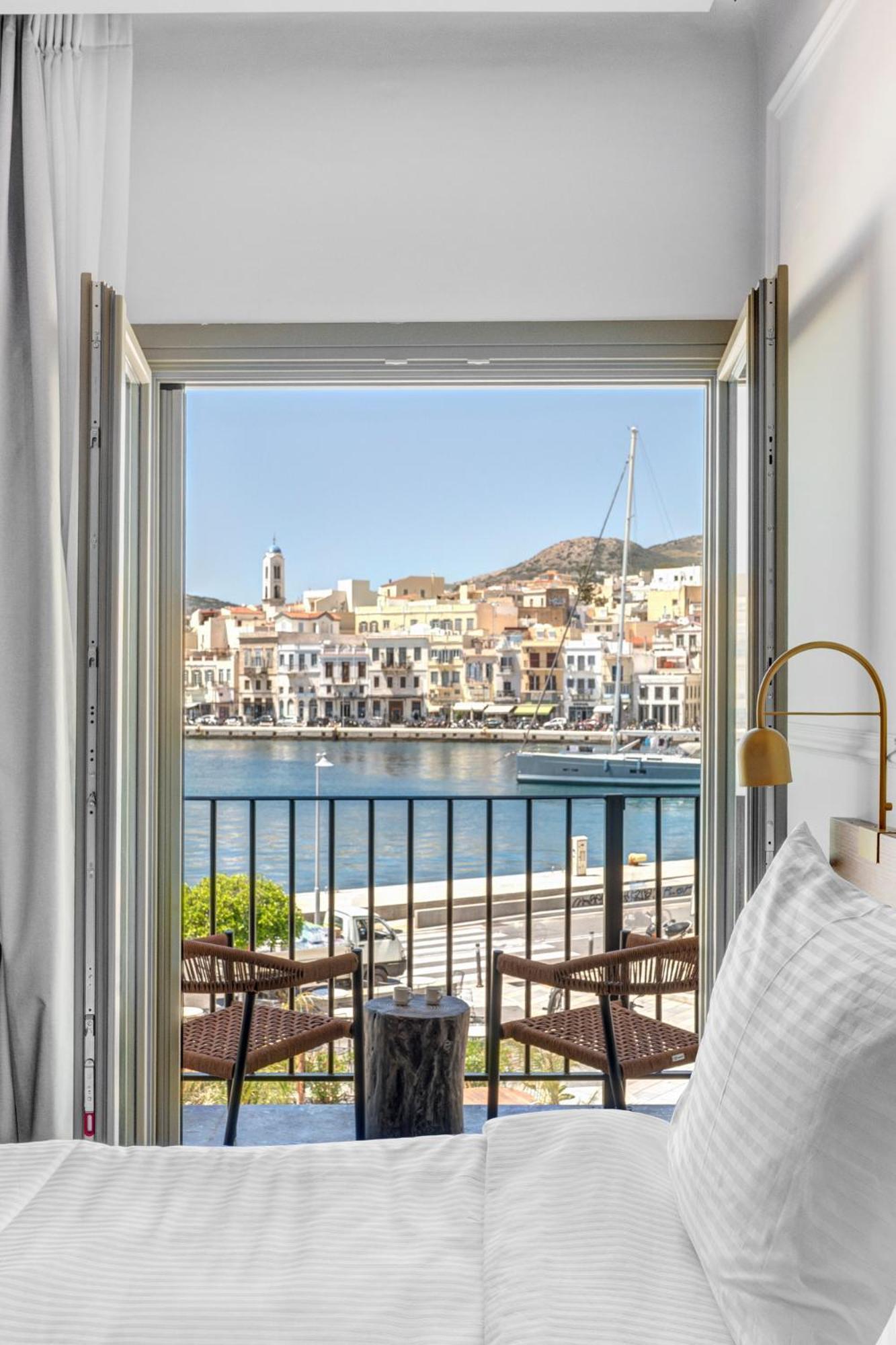 Eclectic Syros Bed & Breakfast Ermoupoli Bagian luar foto