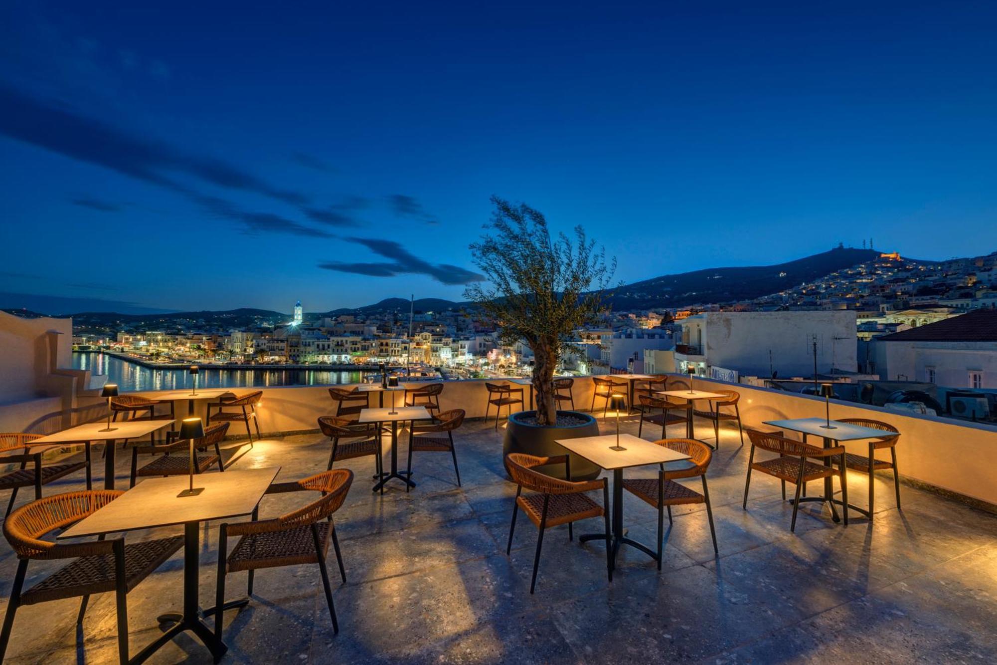 Eclectic Syros Bed & Breakfast Ermoupoli Bagian luar foto